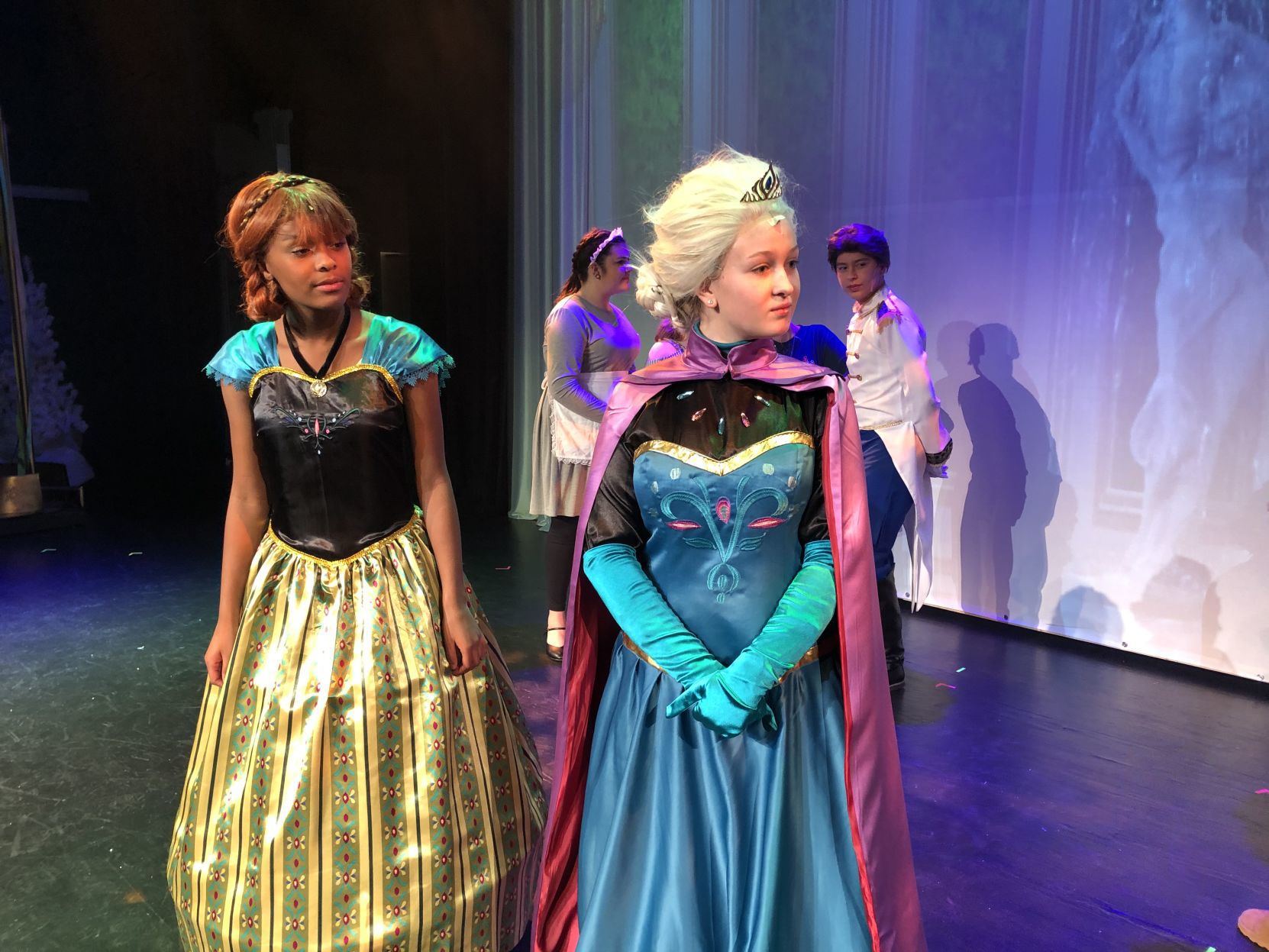 Frozen Old Anna and Elsa